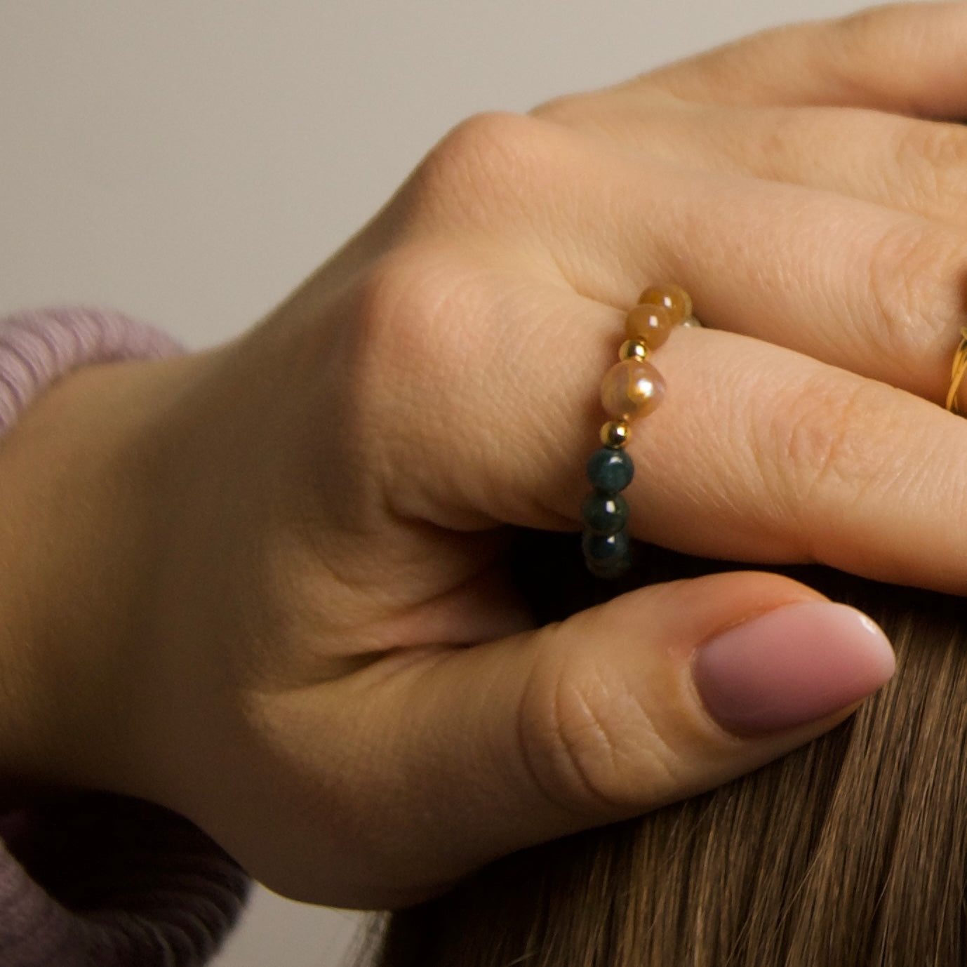 Multicolor agate ring with pink freshwater baroque pearl. Handcrafted, elegant, and unique—Munay Ring by Kusi.